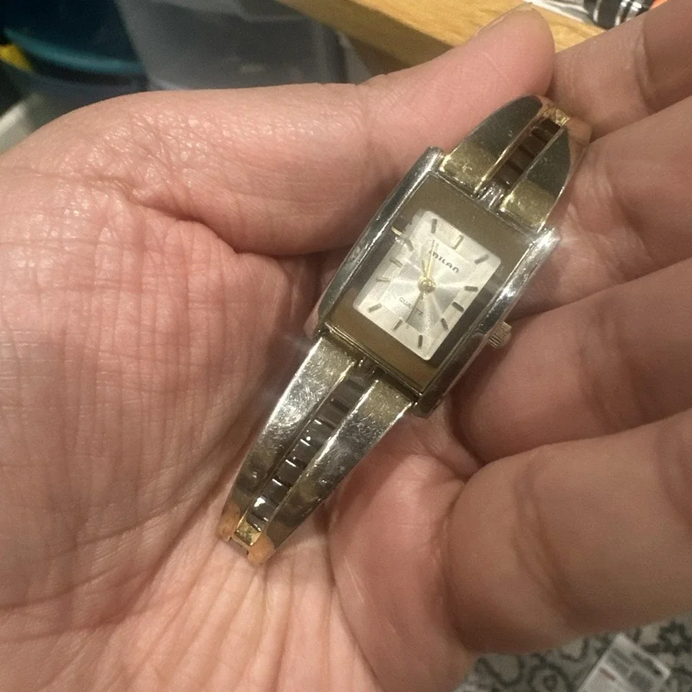 Working‎ Vintage Milan Women Dainty Watch Silver Gold Two Tone Quartz 19mm Fit 7